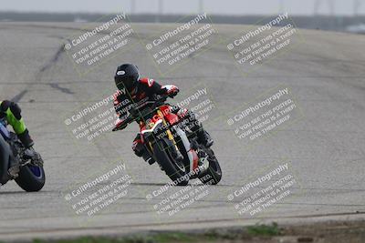 media/Nov-29-2025-TrackDaz (Sat) [[10ae2d9bce]]/B Group/Session 3 (Outside Grapevine)/